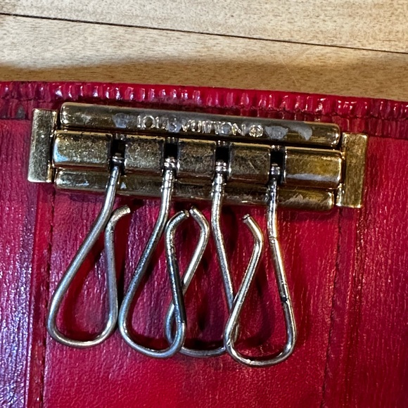 Louis Vuitton Red Epi 4 Key Holder - Picture 2 of 12
